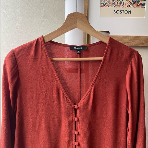 Madewell Heather button-front dress, long sleeve, midi - Picture 2 of 4